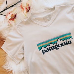 women’s patgonia capilene daily graphic tee shirt